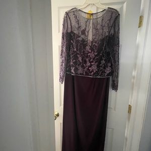 Gown size 12